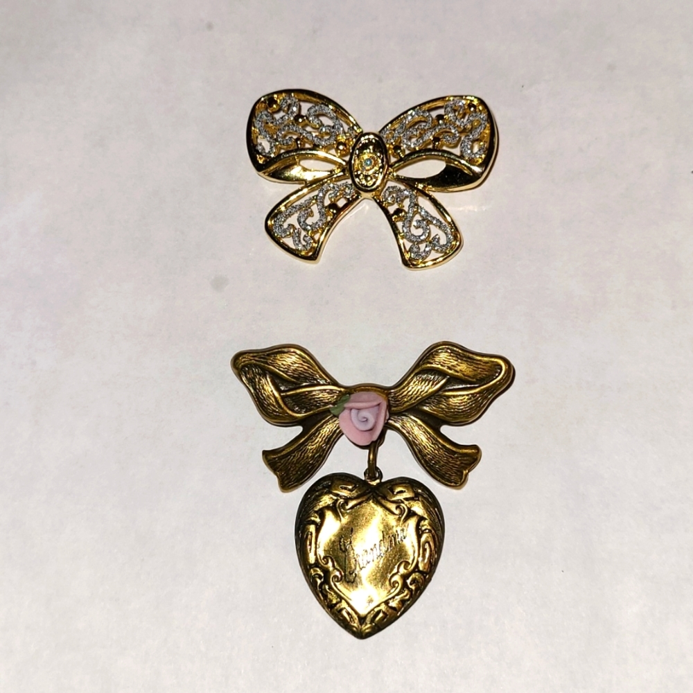Vintage Grandma Dangling Heart Pink Rose Bow & Danecraft Glitter & AB Bow Brooch